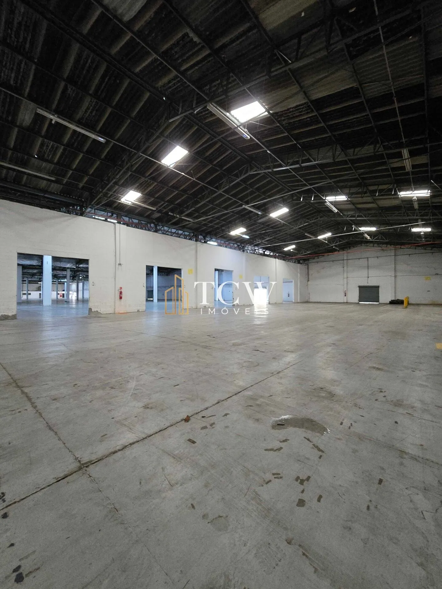 Imagem GGalpão Logístico para Locação em Vila Leopoldina | 9.500 m² | 37 Docas | São Paulo/SP