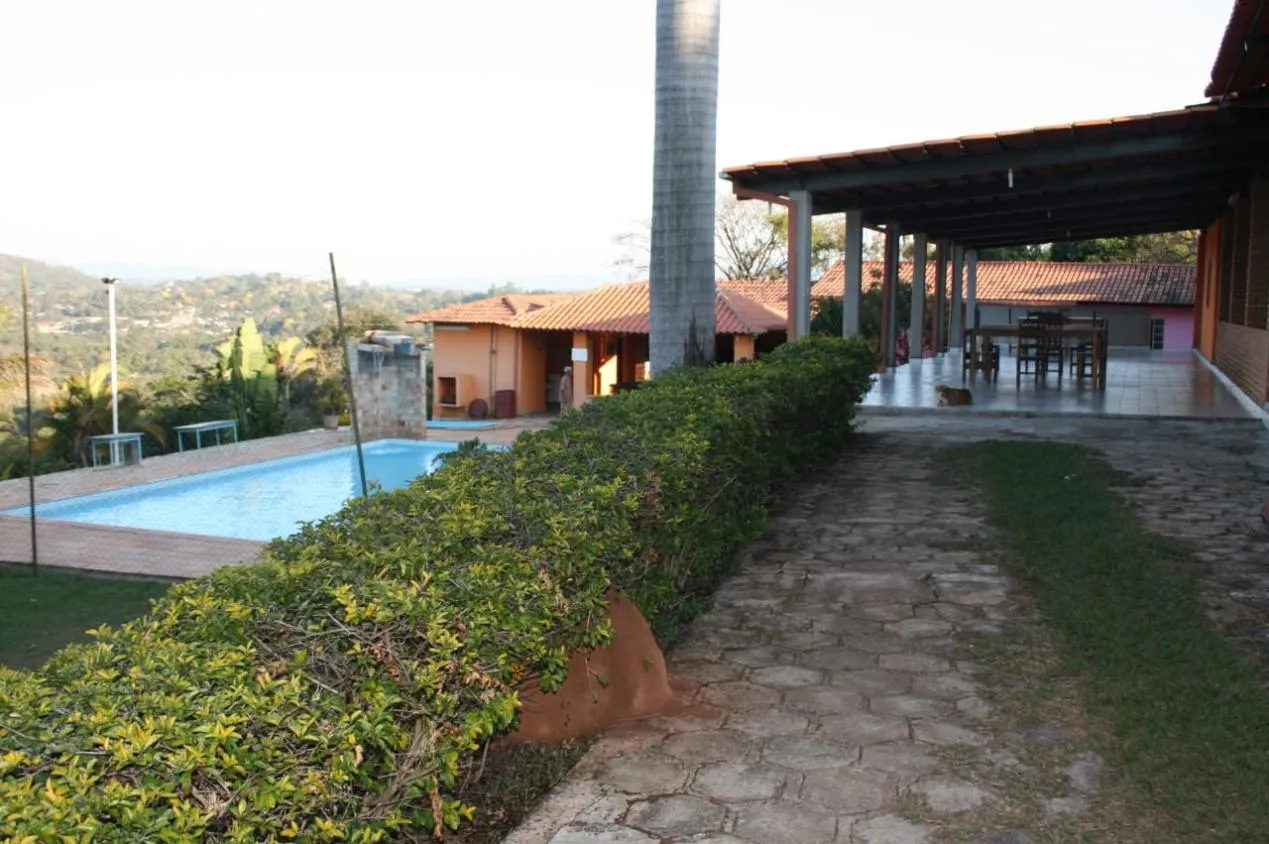 Imagem Vendo um belíssimo sítio em Betim (Vianópolis) com 42.600 m² de extensão.