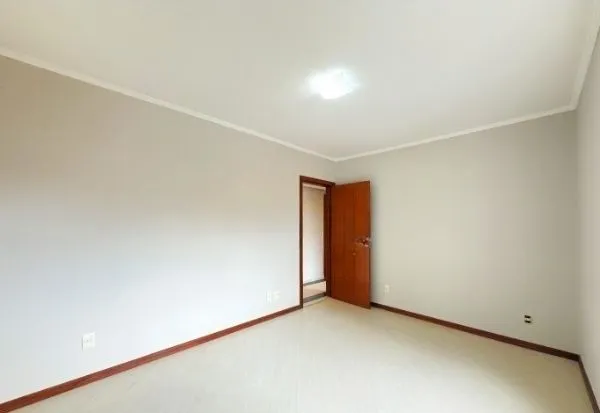 Imagem Apartamento no bairro Santana de 3 dormitórios e vaga DESOCUPADO