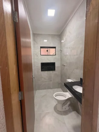 Imagem Casa De 2/4 C Suite Na Vila Izabel Em Goianira