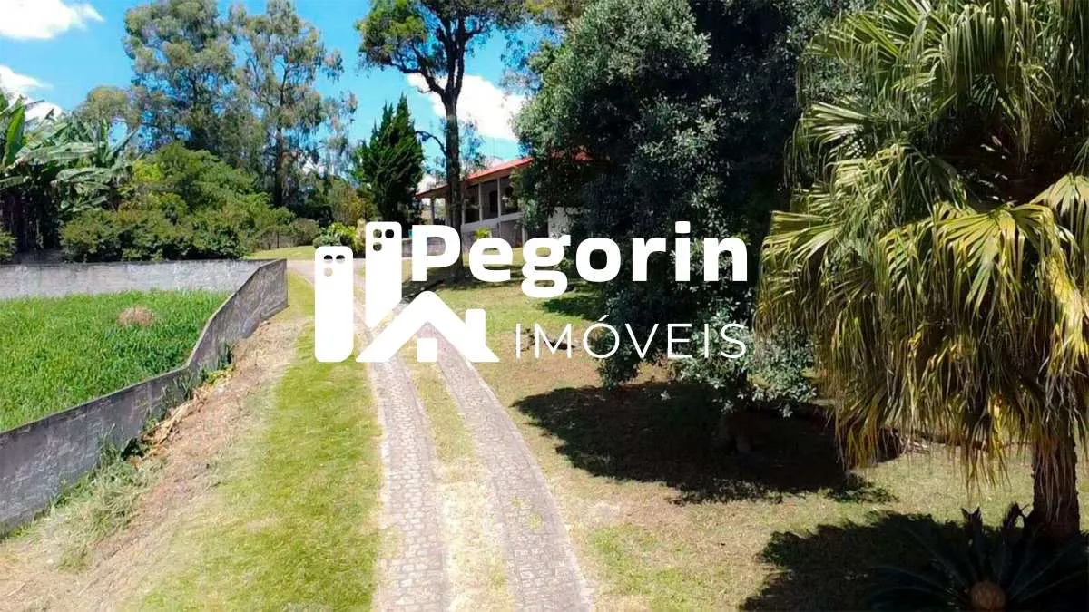 Imagem Terreno Com casa à venda em Campo Largo