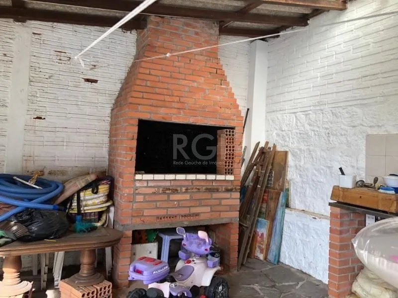 Imagem Casa para Venda - 200m², 3 dormitórios, sendo 1 suites, 2 vagas - Chácara das Pedras