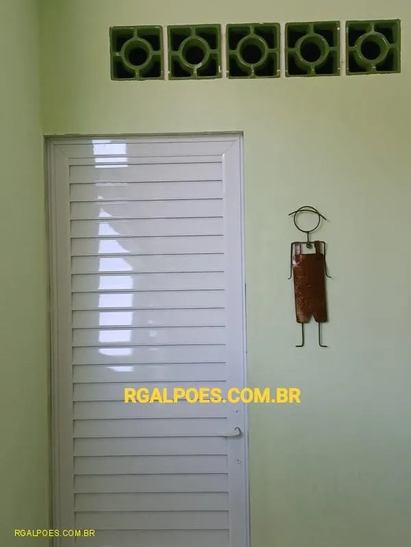 Imagem Galpão para Venda em MAGÉ, PRAIA DE OLARIA, 2 banheiros