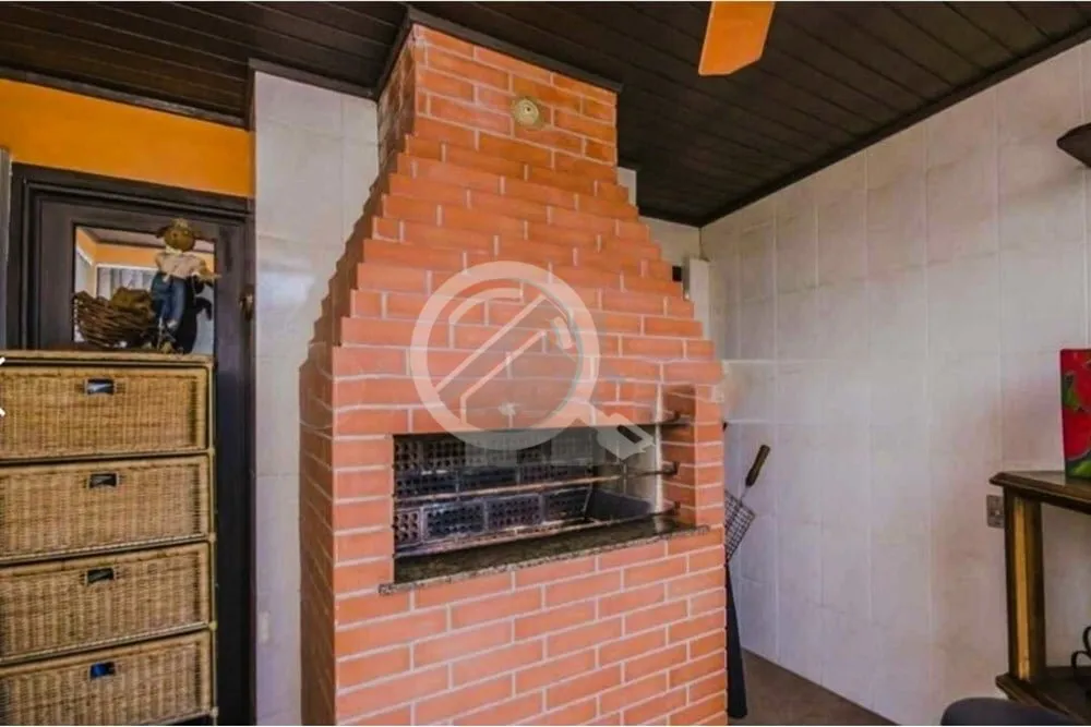 Imagem Cobertura em excelente localização no bairro Menino Deus. Peças arejadas e com ótima iluminaçã...