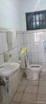 Imagem Galpão térreo amplo e estratégico para sua operação em Santo André