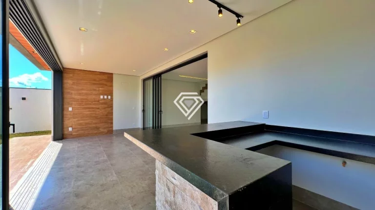 Imagem Sobrado 4 Suítes, 297 m² c/ Lazer à venda no Condomínio Privillege