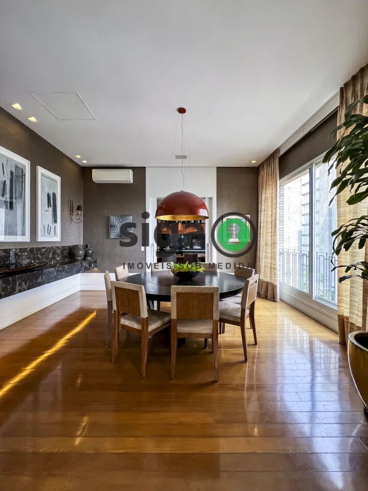 Imagem Apartamento com 4 Quartos à Venda no Itaim