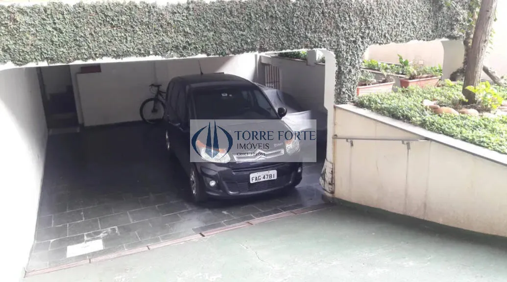 Imagem Excelente sobrado, 340 m² 7 dormitórios sendo 3 suítes 4 vagas, em Santana