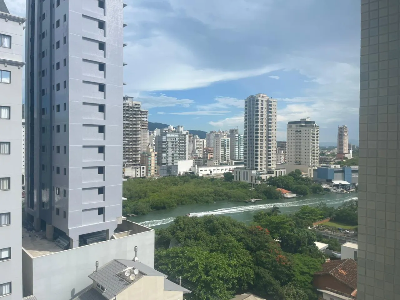 Imagem Apartamento à venda com 131.77m2 por R$ 2.600.000,00
