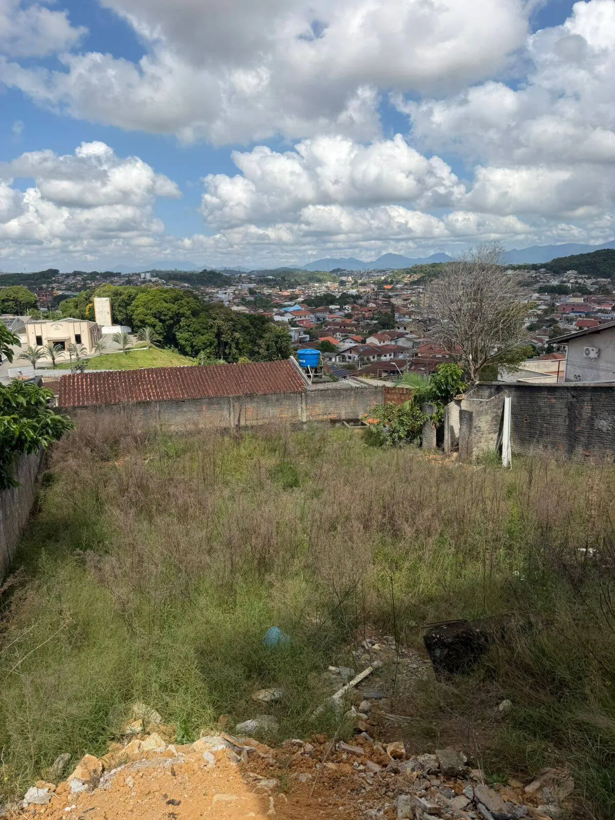 Imagem Casa Jarivatuba com 3 dormitórios