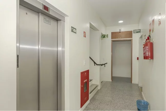 Imagem Sala para venda no bairro Centro Histórico em Porto Alegre