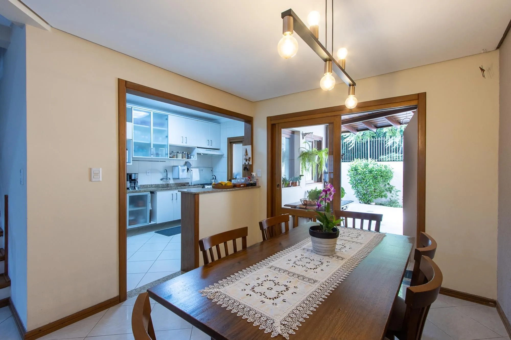 Imagem Casa para Venda - 197.03m², 3 dormitórios, sendo 1 suites, 2 vagas - Vila Assunção