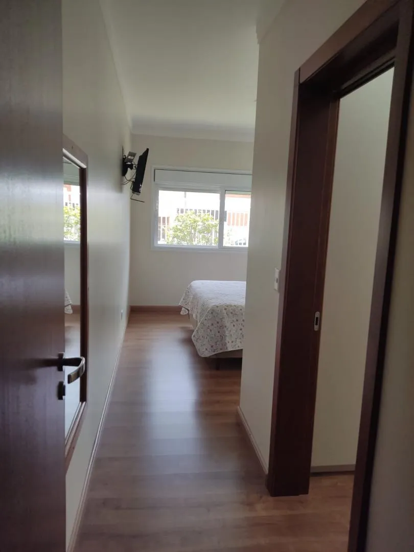 Imagem Casa com Piscina à venda em Cascavel, Recanto Tropical - 214m²