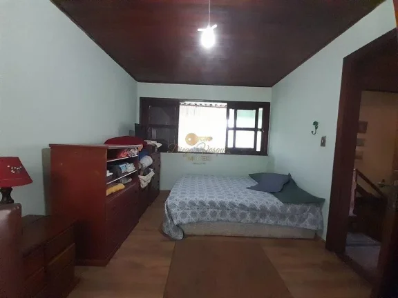 Imagem Casa em Condomínio para Venda em Teresópolis / RJ no bairro Colônia Alpina