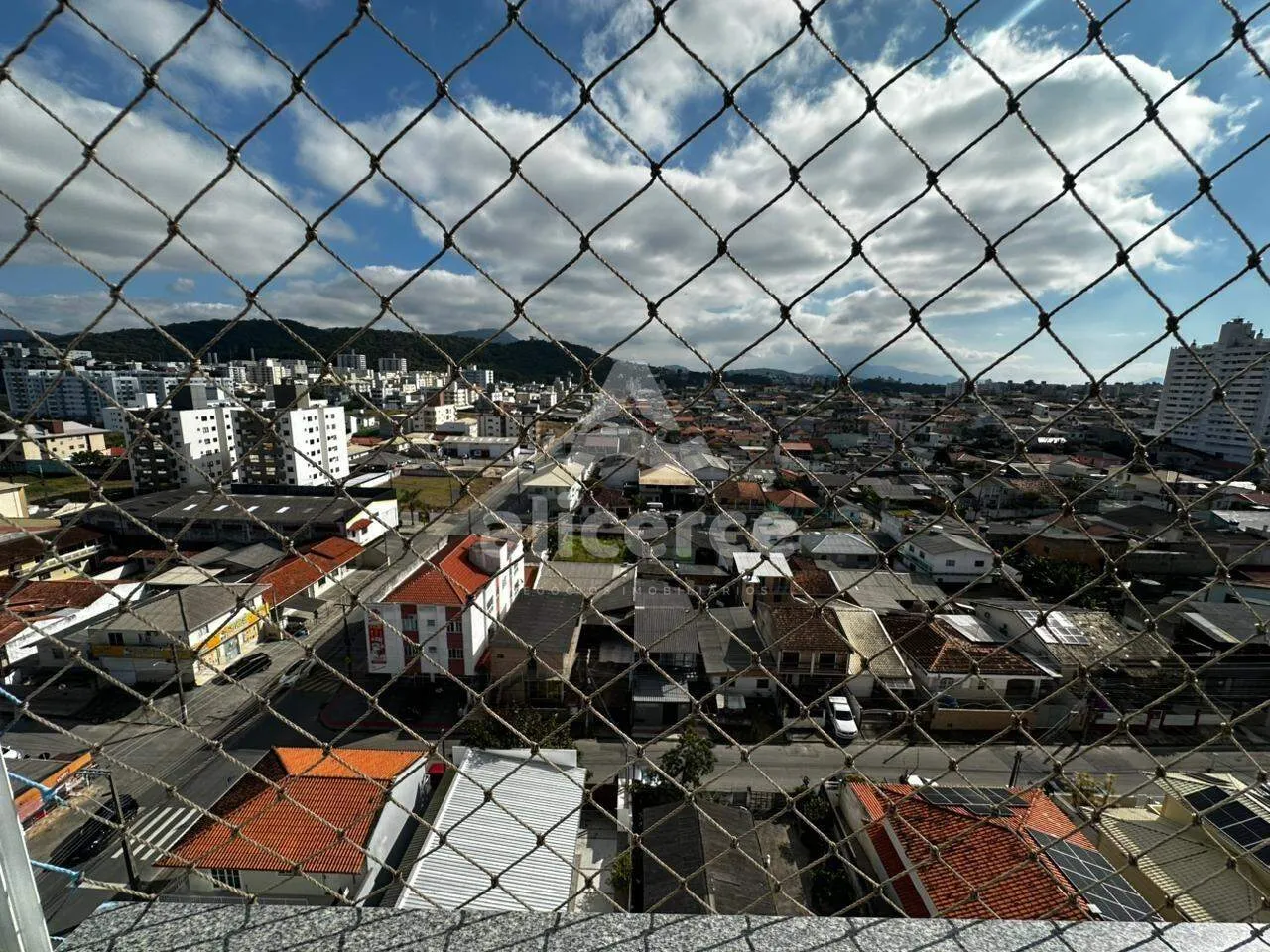 Imagem Apartamento à venda com 2 quartos 1 suíte, 69,2m² em Areias São José