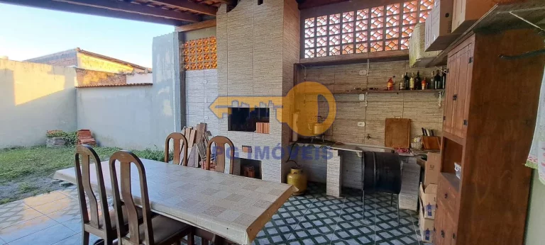 Imagem CASA 3 DORMITÓRIOS EM PRAIA DE LESTE