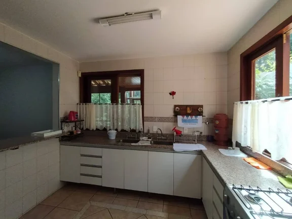 Imagem Casa de Condomínio com 4 Quartos e 5 banheiros à Venda, 1108 m²