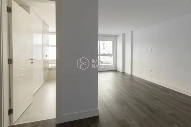 Imagem APARTAMENTO 3 DORMITORIOS - DUPLEX - A VENDA - PRAIA BRAVA - ITAJAI/SC