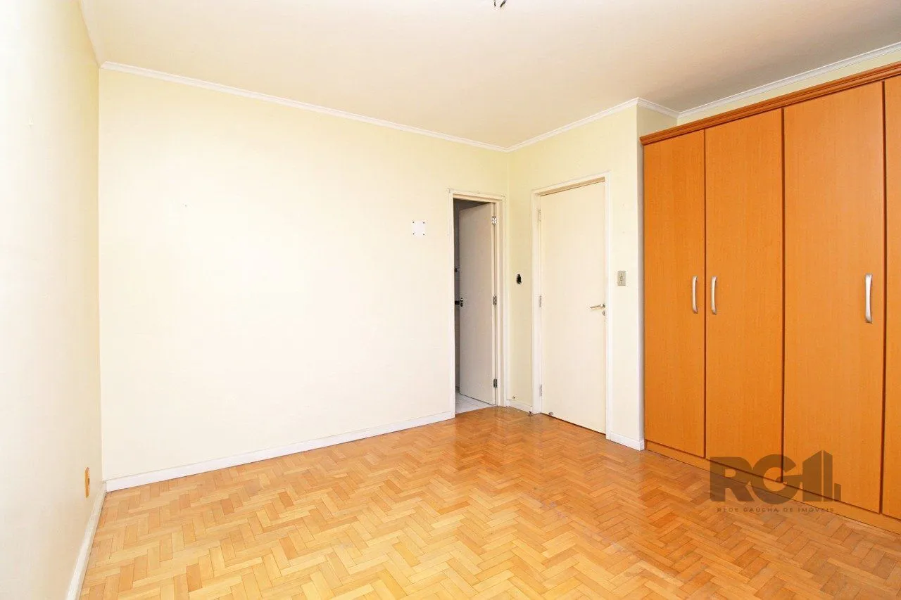 Imagem Venda Apartamento de três dormitórios, 01 vaga de garagem, com elevador