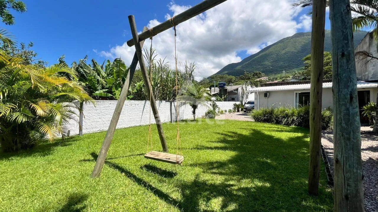 Imagem Casa à venda com 3 quartos , 100m² em Praia de Fora Palhoça