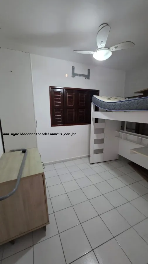 Imagem Casa para Venda em Parnamirim, Emaús, 3 dormitórios, 1 suíte, 2 banheiros, 2 vagas