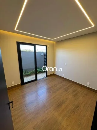 Imagem Sobrado à venda, 244 m² por R$ 2.150.000,00 - Jardins Porto - Senador Canedo/GO