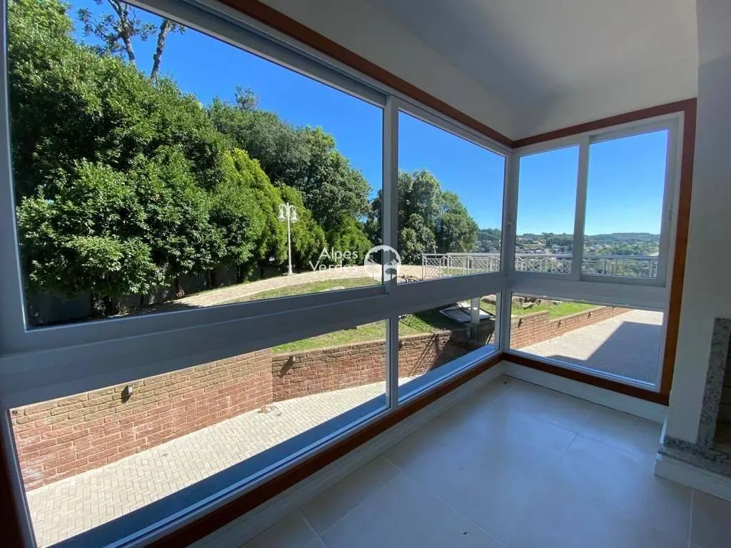 Imagem VENDE-SE APARTAMENTO EM GRAMADO PROXIMO A RUA COBERTA