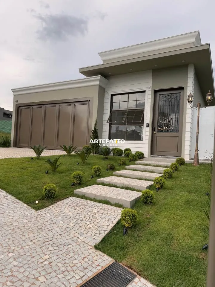 Foto do imóvel Casa no Condomínio Veredas com 3 suítes em Rua Manoel de Barros