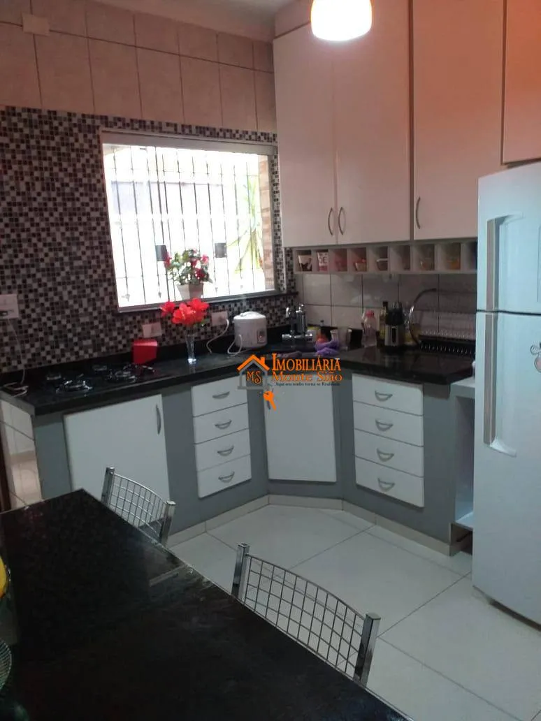 Imagem Casa com 2 dormitórios à venda, 125 m² por R$ 750.000,00 - Vila Barros - Guarulhos/SP