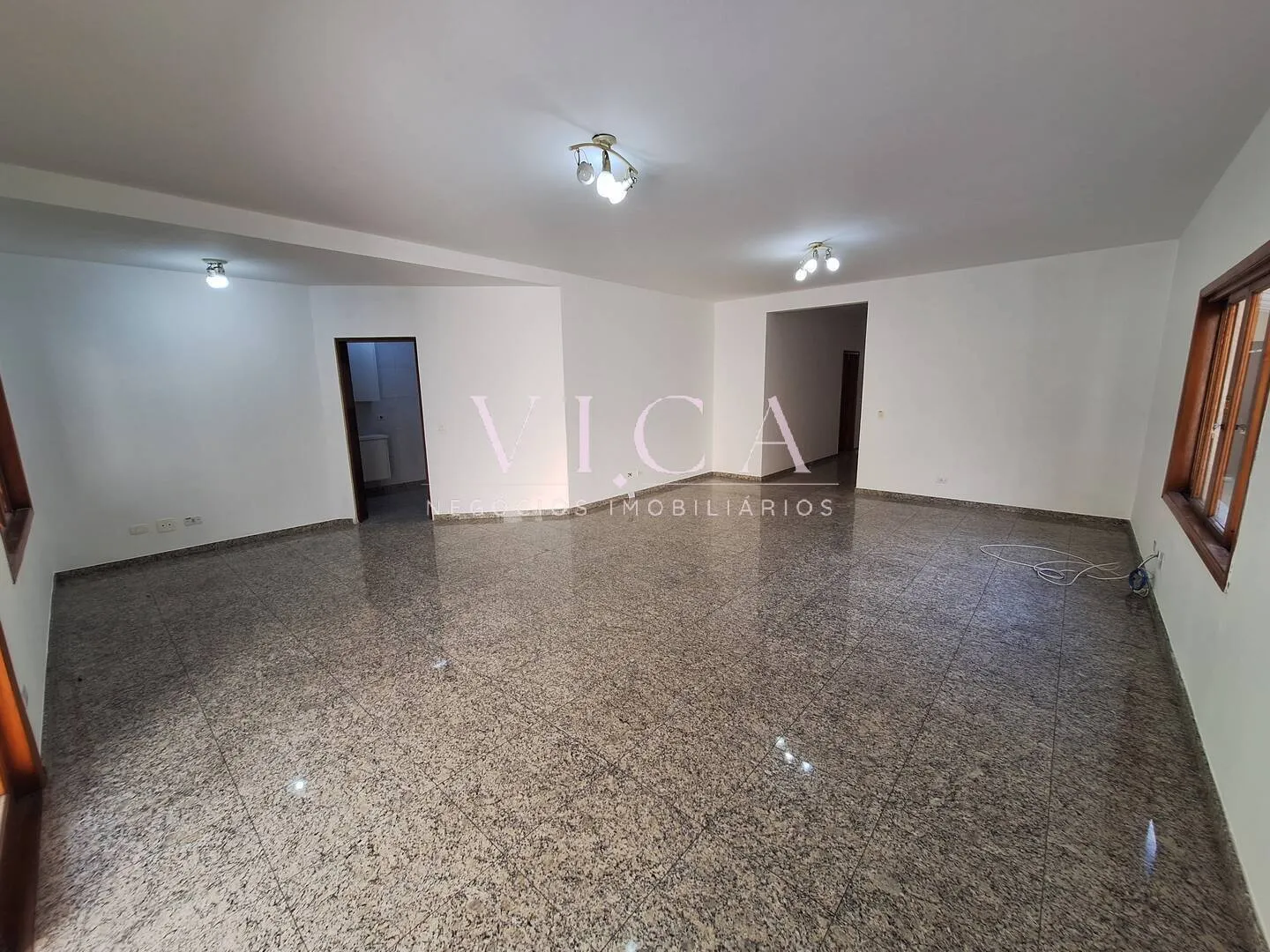 Imagem Alphaville 4|Casa 365m² 4 dorms, 2 suítes, piscina e area gourmet|R$ 14.350