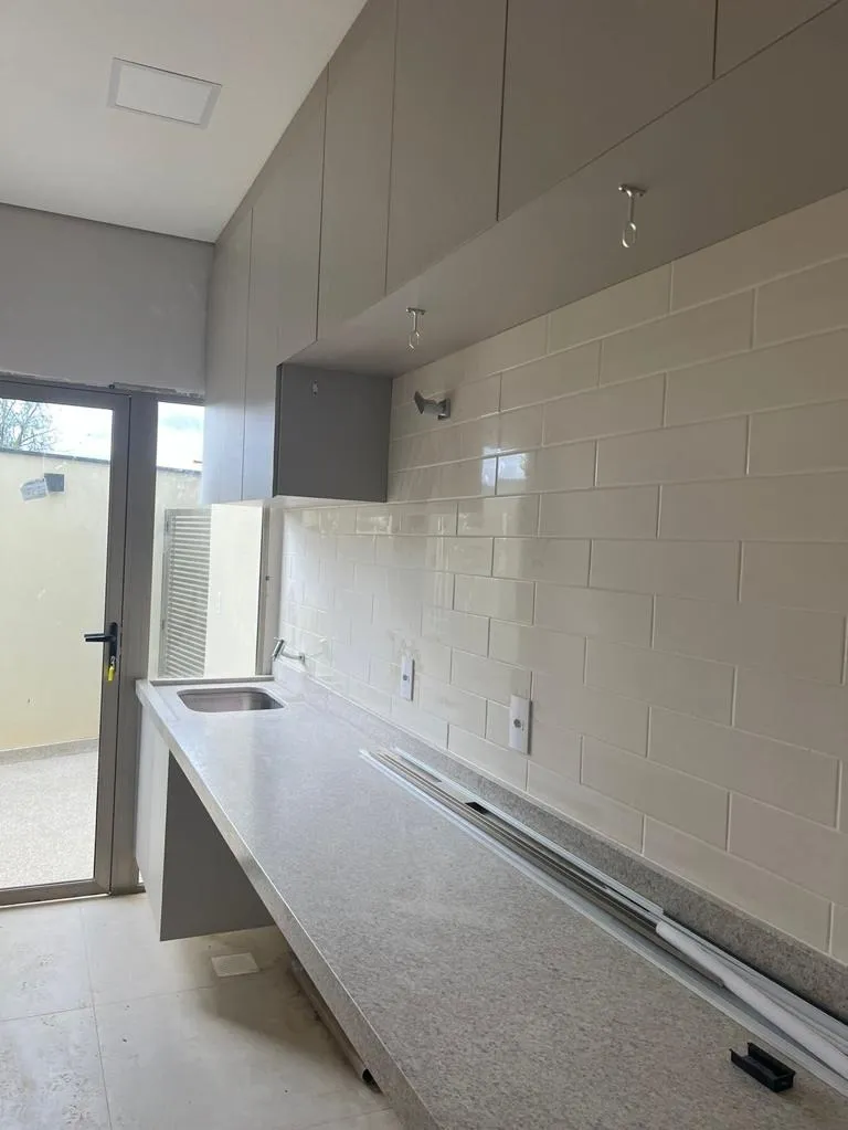 Imagem Ótima Casa com 3 suítes no Condomínio Alphaville 4