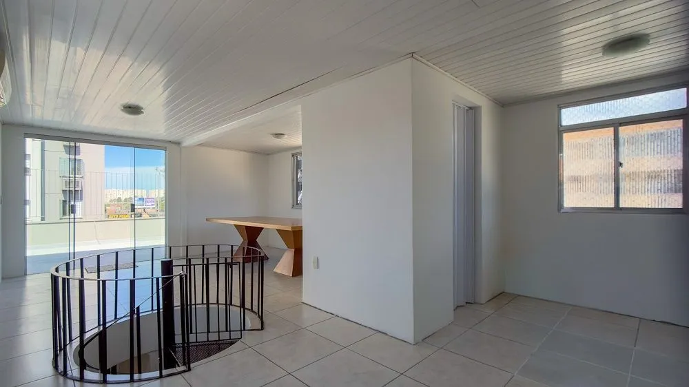 Imagem Cobertura Residencial de 3 Quartos em Porto Alegre