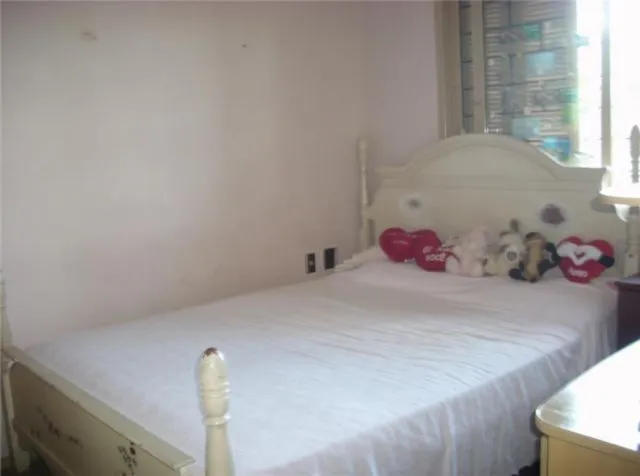 Imagem Casa para Venda - 238m², 4 dormitórios, sendo 1 suites, 2 vagas - Medianeira