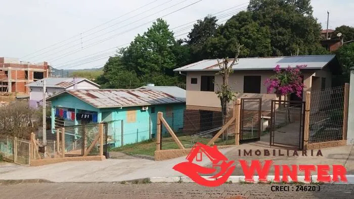 Imagem Casa de alvenaria com 63m² no bairro Bom Fim/ Feliz.