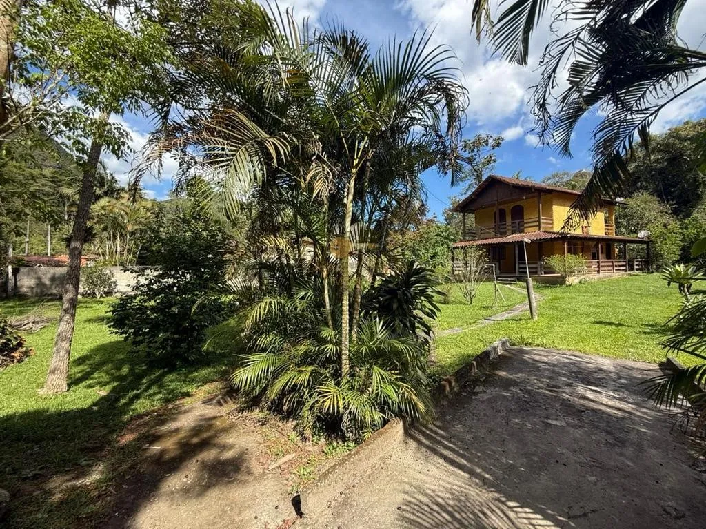 Foto do imóvel Casa para Venda em Teresópolis / RJ em Estrada Prata dos Aredes
