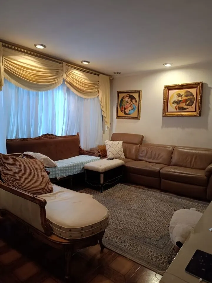 Foto do imóvel Casa com piscina no Monte azul
