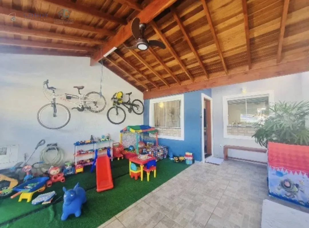 Foto do imóvel Casa à Venda no Residencial Parque das Palmeiras - Pindamonhangaba