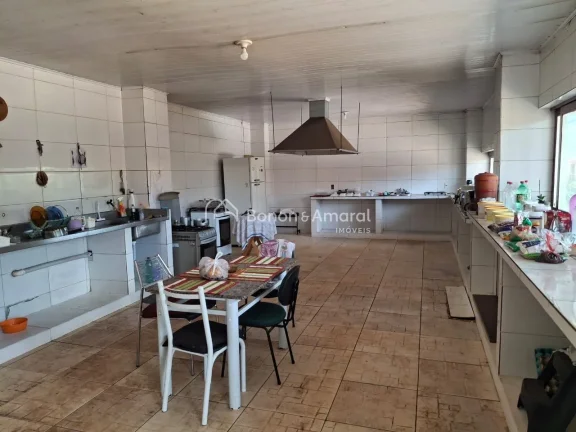 Imagem Em um terreno de 4.000m², esta propriedade oferece todo o conforto e versatilidade que você procur...