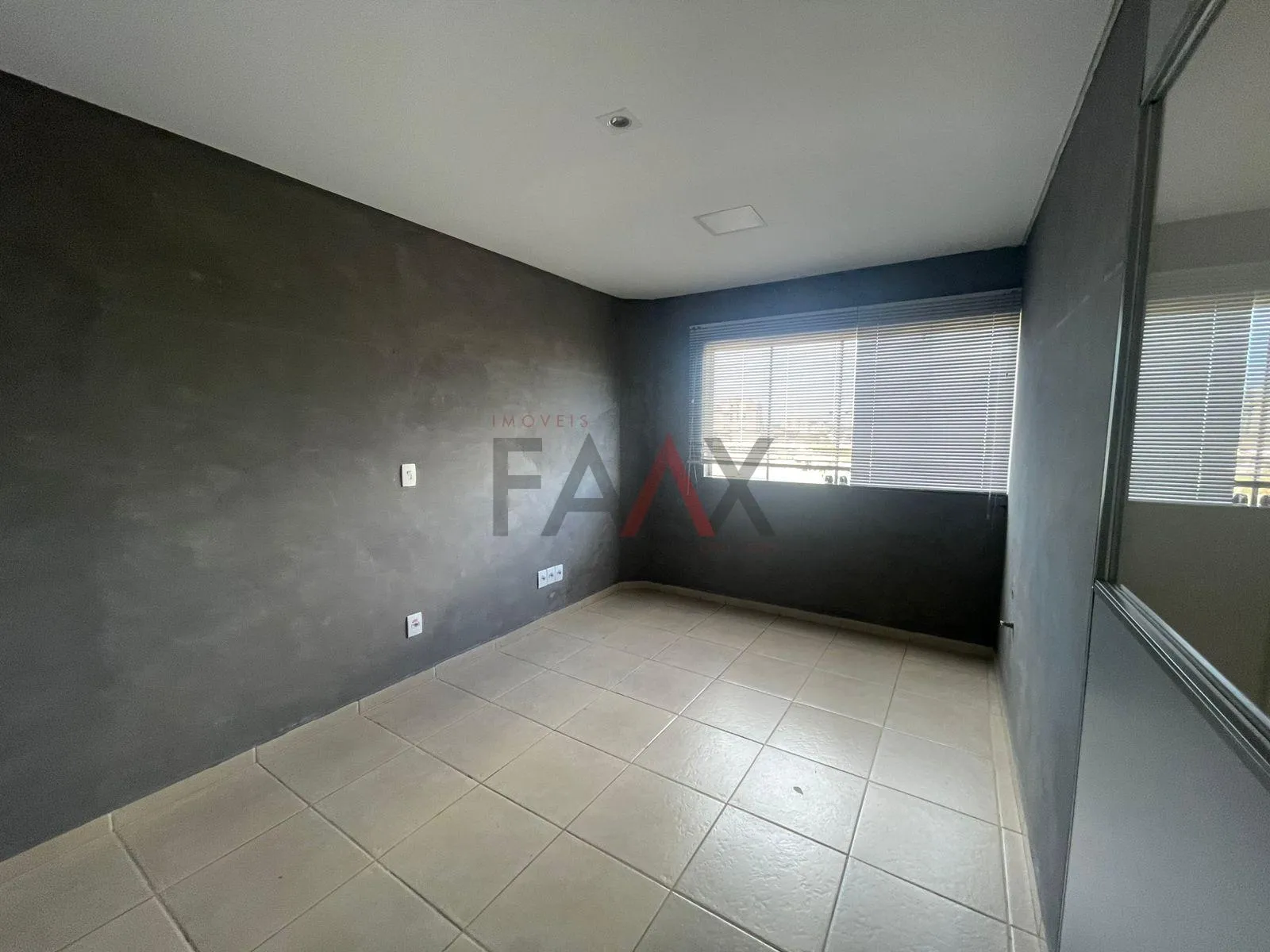 Imagem Excelente Sala Comercial para locação em cima da Odontocenter, CENTRO - Gpva, GUARAPUAVA - PR