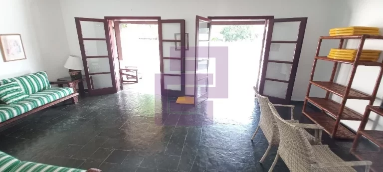Imagem Casa bem localizada.Enseada!