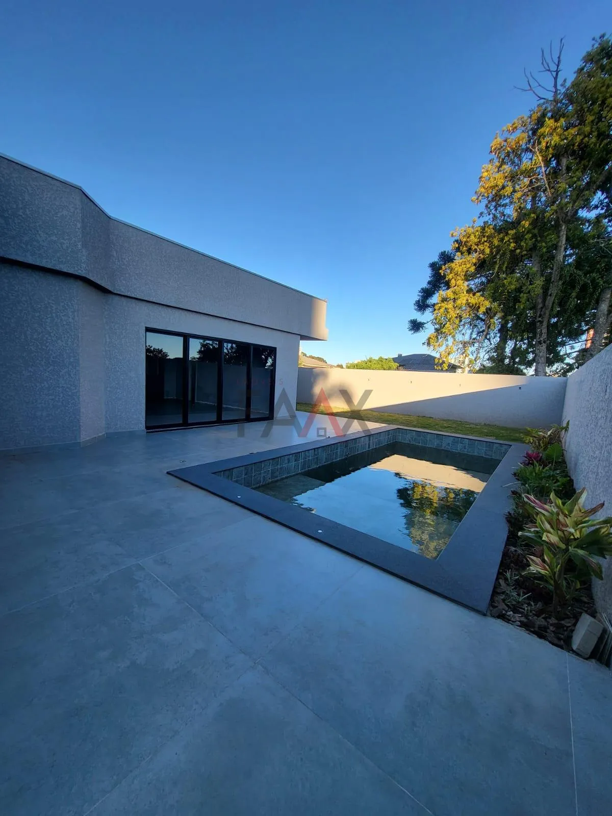Imagem Casa com 4 dormitórios à venda, 588.00 m , CENTRO - Gpva, GUARAPUAVA - PR