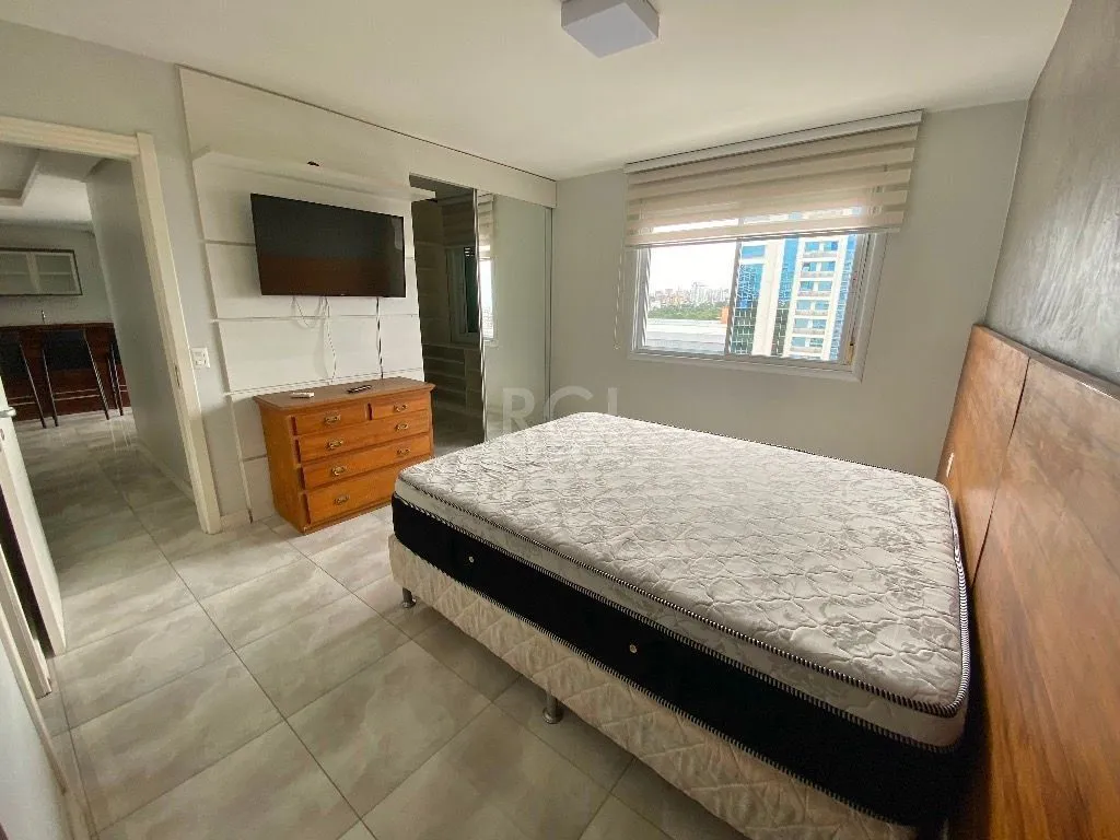 Imagem Apartamento Para Comprar no Karpathos com 2 Dormitórios transformado em 1 suite com closet