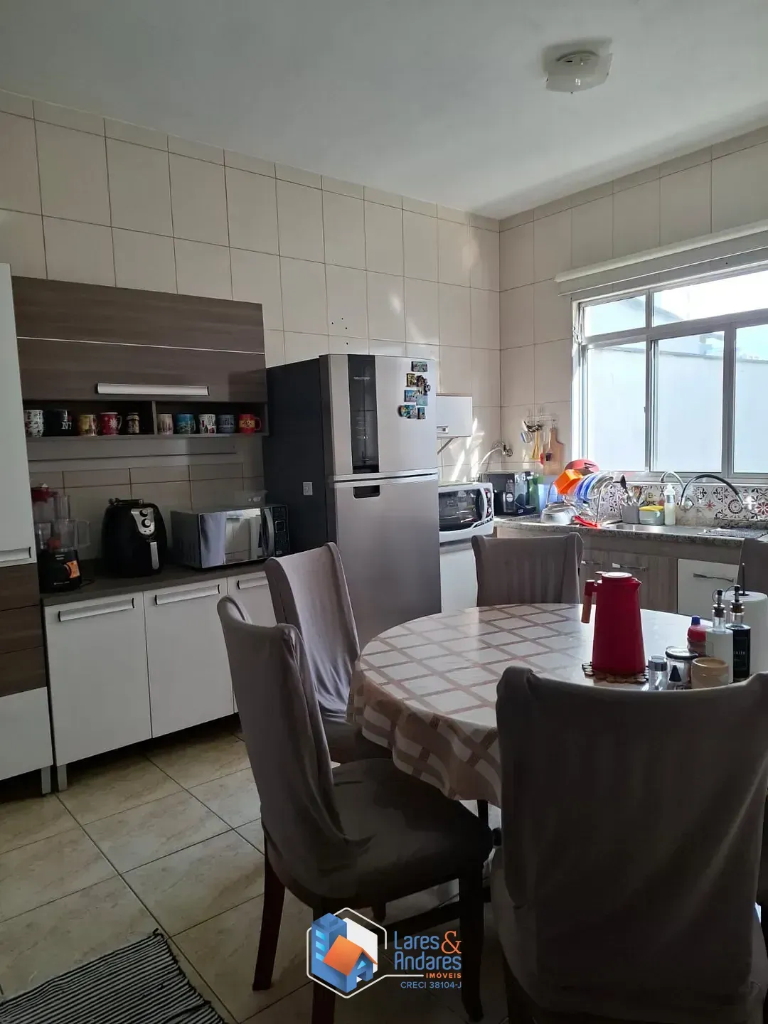Imagem Casa para venda em Santa Teresinha com 9 quartos, sendo 3 suítes, 522m²