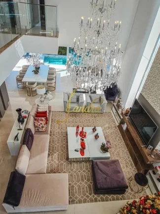 Imagem Sobrado em condomínio fechado com 05 suites mobiliado e decorado