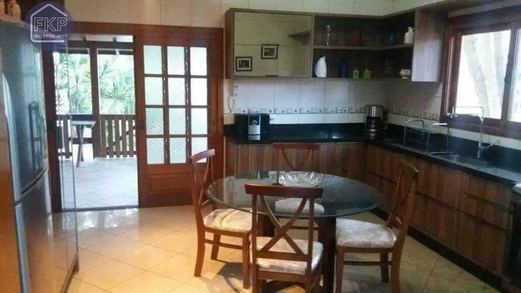 Imagem Casa 5 dormitórios!