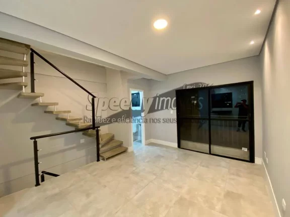 Imagem Casa á venda em Santos, com piscina e churrasqueira,