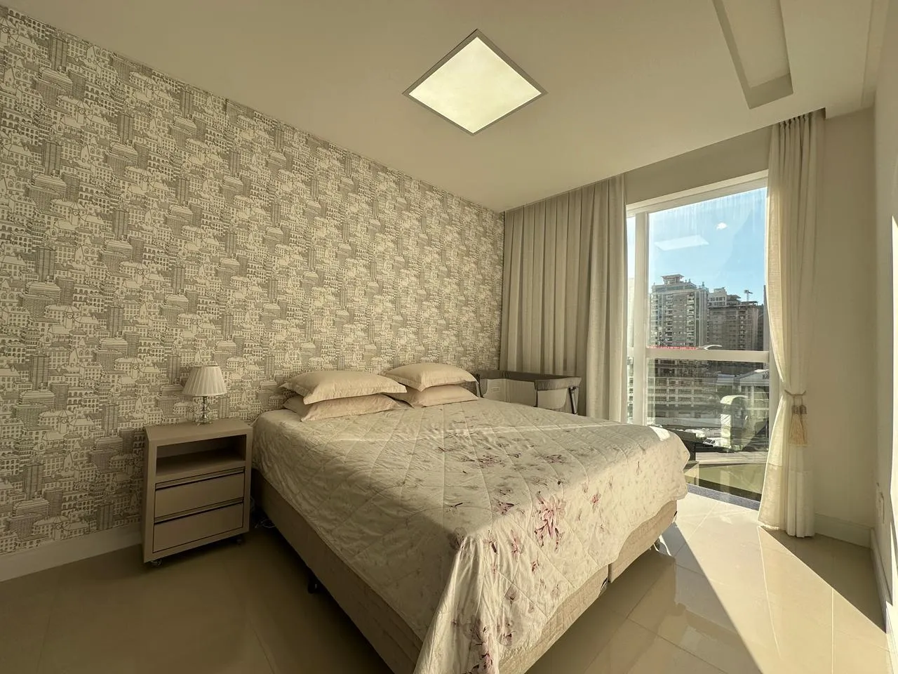 Imagem Apartamento à venda com 163m2 por R$ 2.500.000,00