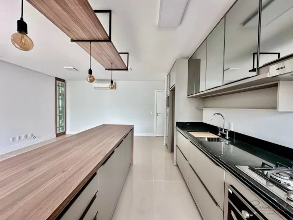 Imagem Este apartamento oferece uma combinação perfeita de conforto e sofisticação. Com uma área priva...