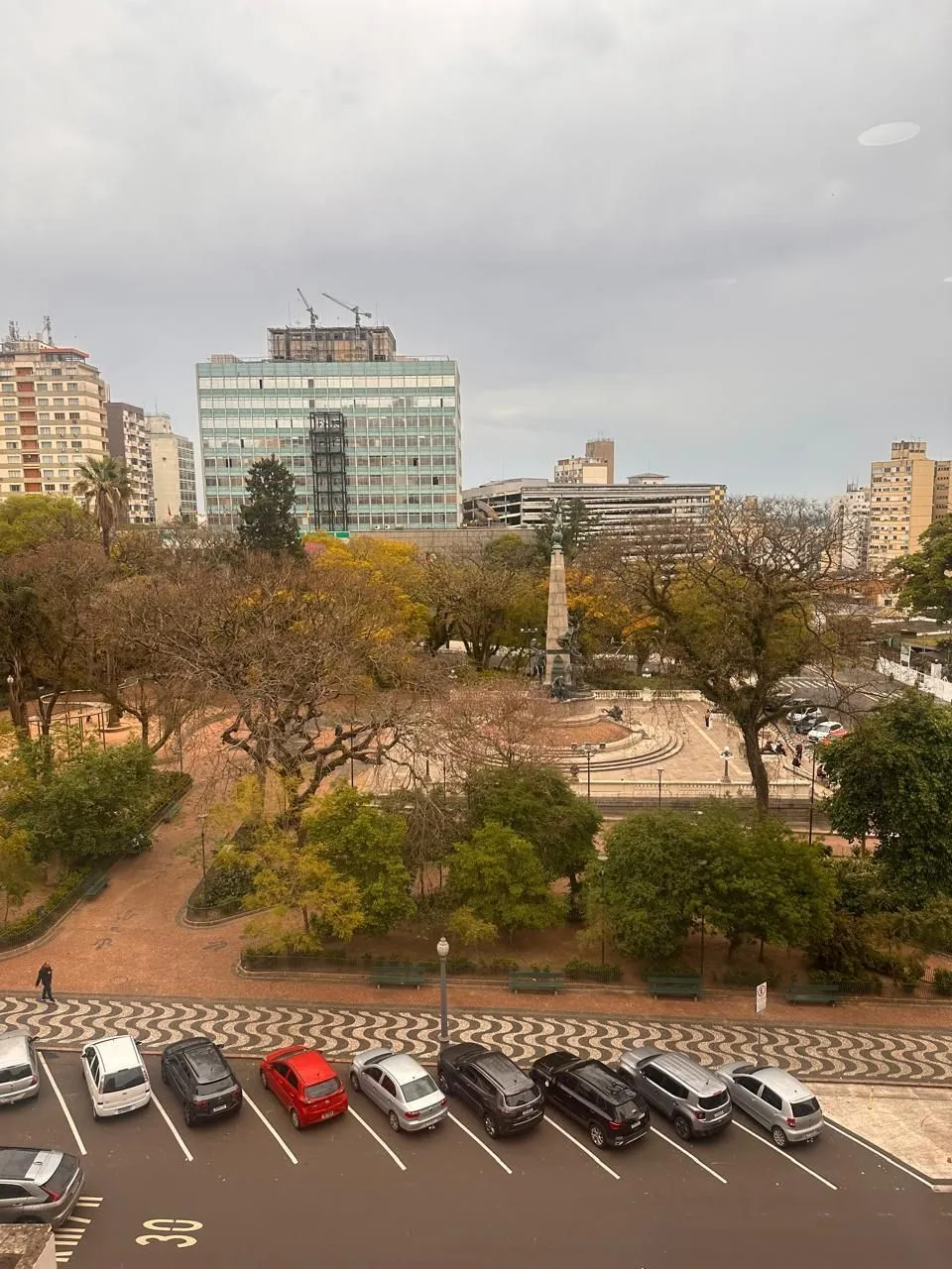 Imagem Belíssima Sala Comercial no Centro Histórico de Porto Alegre.
