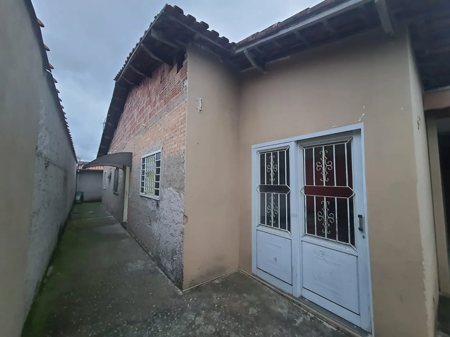 Imagem Casa à venda 4 Quartos, 1 Suite, 5 Vagas, 250M², Parque Aeroporto, Taubaté - SP